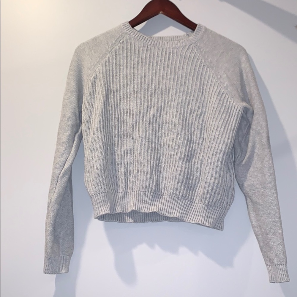 Cute gray medium sweater from Aeropostale.